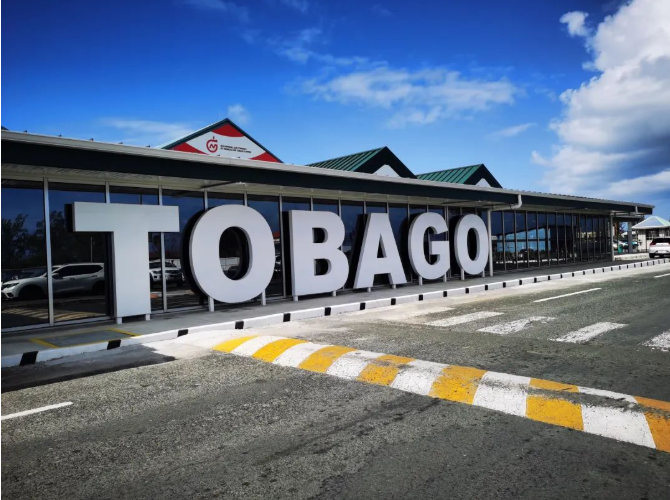 AK官网助力多巴哥机场，UL防火卷帘门筑起安全防线