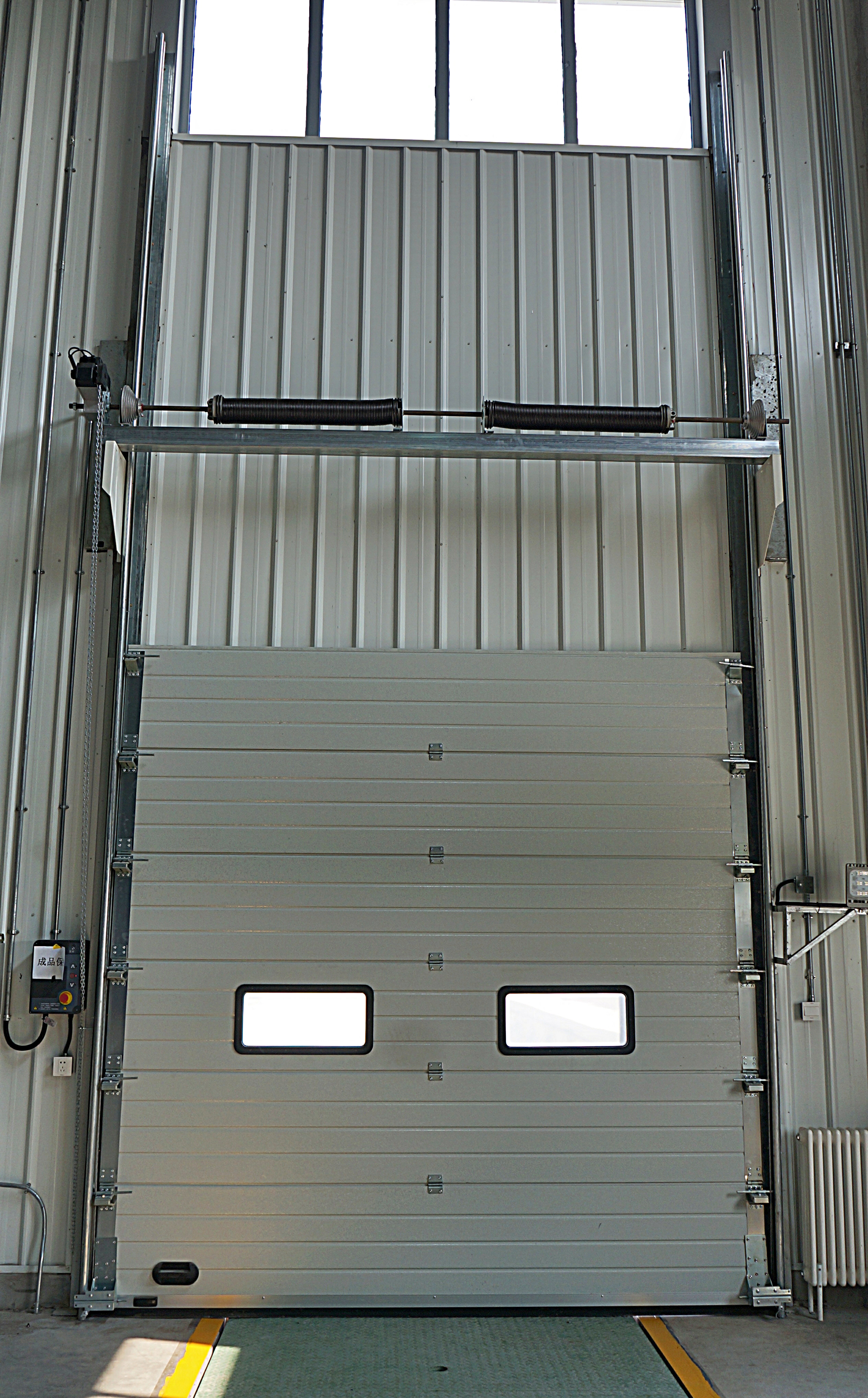 苏州工业滑升门厂家--昆山新恒邦